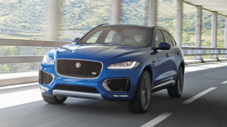 Jaguar F Pace                                                                                                                                                                                                                                             