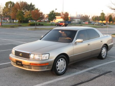 Back to history: The Lexus LS400                                                                                                                                                                                                                          