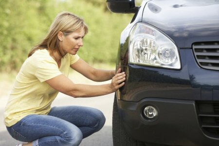 Exterior inspection of a used car                                                                                                                                                                                                                         